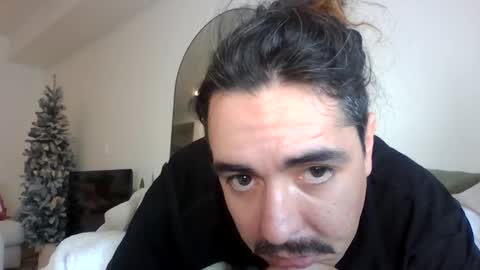 Snapshot of gangdrewski chatting on 22, 12, 2025 gangdrewski online show from 22, 12, 2025