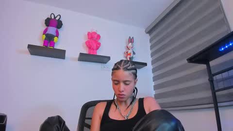 Snapshot of gangster_girl chatting on 30, 11, 2025 GANG online show from 30, 11, 2025