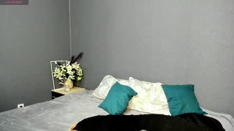 Max and Eva online show from 22, 6, 2026