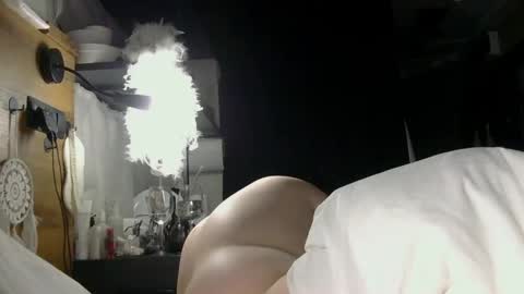Snapshot of gardens_emmannuelle chatting on 5, 5, 2026 Rose online show from 5, 5, 2026