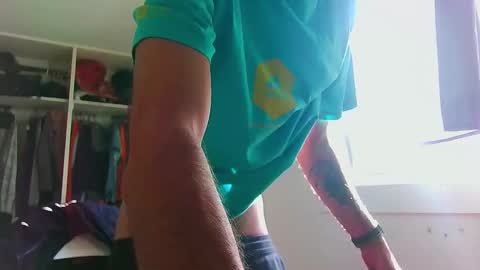 Snapshot of garrafade24 chatting on 17, 11, 2025 Garrafade24 online show from 17, 11, 2025