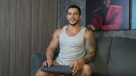 Snapshot of garret_alvin_ chatting on 7, 6, 2026 Garret online show from 7, 6, 2026