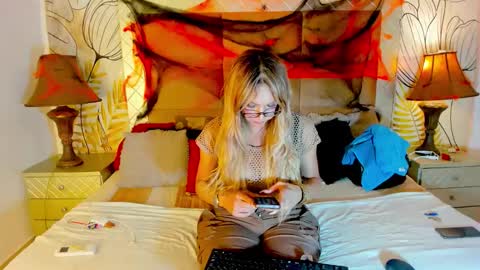 melanny villa online show from 21, 10, 2025