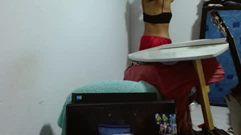Snapshot of gatika_sexy chatting on 27, 3, 2026 katia online show from 27, 3, 2026