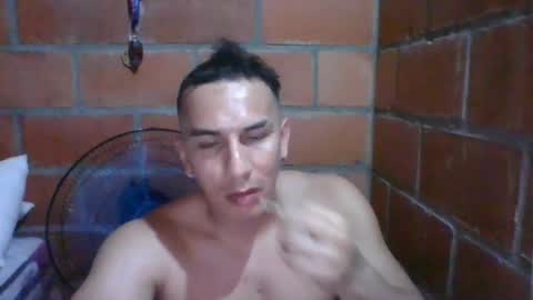 Snapshot of gattitosexy_95 chatting on 1, 8, 2026 gattitosexy_95 online show from 1, 8, 2026