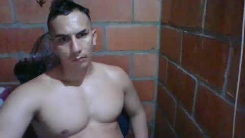 Snapshot of gattitosexy_95 chatting on 3, 8, 2026 gattitosexy_95 online show from 3, 8, 2026