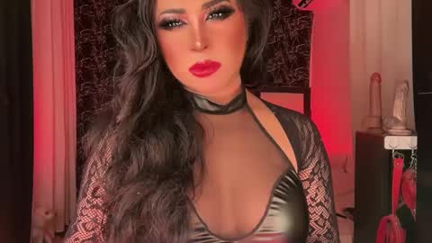 Snapshot of gaylecious chatting on 5, 1, 2025 gayle online show from 5, 1, 2025