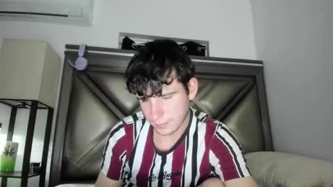 Snapshot of gayndepressed chatting on 20, 4, 2026 Trace online show from 20, 4, 2026