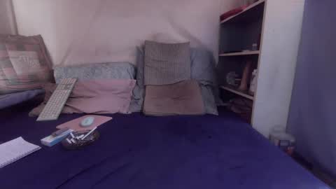 Snapshot of gayrobbin chatting on 27, 4, 2026 gayrobbin online show from 27, 4, 2026