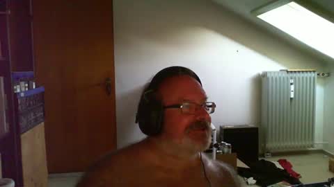 Snapshot of gbstoni chatting on 22, 7, 2026 gbstoni online show from 22, 7, 2026