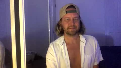 gcsurfer81 online show from 4, 11, 2025