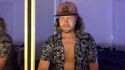 gcsurfer81 online show from 13, 3, 2026