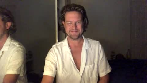 Snapshot of gcsurfer81 chatting on 21, 4, 2026 gcsurfer81 online show from 21, 4, 2026