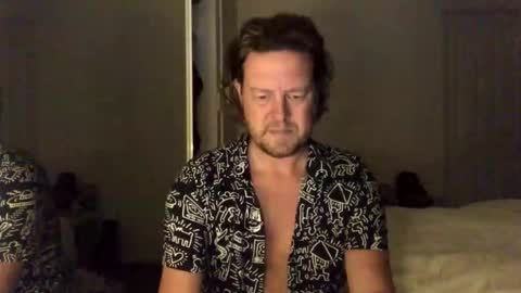 Snapshot of gcsurfer81 chatting on 13, 5, 2026 gcsurfer81 online show from 13, 5, 2026