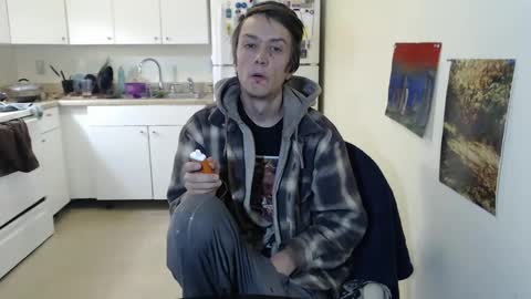 Snapshot of gdanch chatting on 5, 1, 2025 G online show from 5, 1, 2025