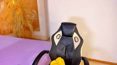 geanna_rose online show from 17, 12, 2025