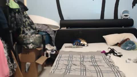 Snapshot of geilecat84 chatting on 4, 3, 2026 geilecat84 online show from 4, 3, 2026