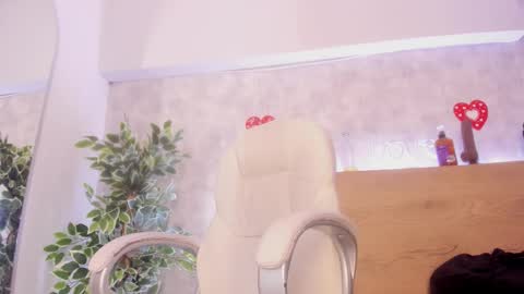 Snapshot of geminis_muentes chatting on 5, 3, 2025 geminis muentes online show from 5, 3, 2025