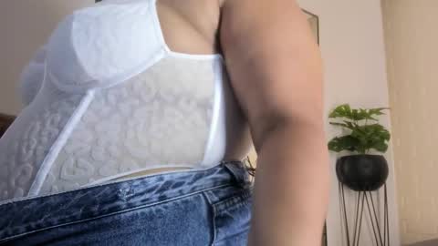 Snapshot of geminis_muentes chatting on 20, 11, 2025 geminis muentes online show from 20, 11, 2025