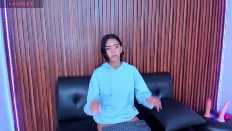 HELLEN online show from 14, 1, 2026