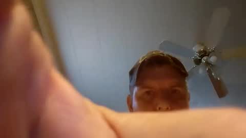 Snapshot of general_junkie chatting on 21, 10, 2025 general_junkie online show from 21, 10, 2025