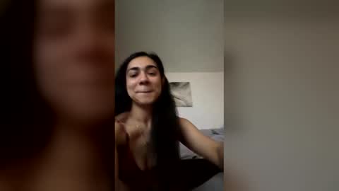 Snapshot of genesisluvv chatting on 1, 3, 2026 genesisluvv online show from 1, 3, 2026