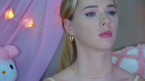 Snapshot of gentlerossi chatting on 17, 1, 2025 GentleRossi online show from 17, 1, 2025