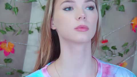 Snapshot of gentlerossi chatting on 4, 10, 2025 GentleRossi online show from 4, 10, 2025