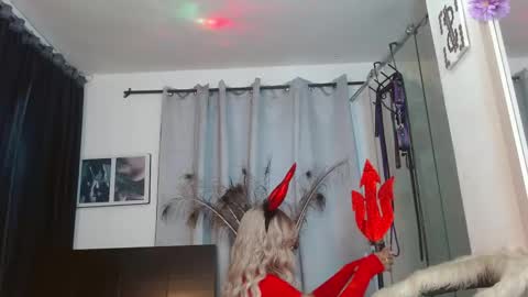 Snapshot of geogina_ms chatting on 30, 10, 2025 Georgina Santos online show from 30, 10, 2025