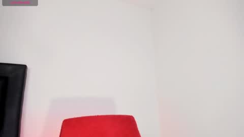 Snapshot of george_cams1 chatting on 17, 6, 2026 Jorge online show from 17, 6, 2026
