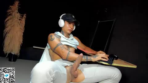 Snapshot of george_prince2 chatting on 23, 5, 2026 independent model online show from 23, 5, 2026