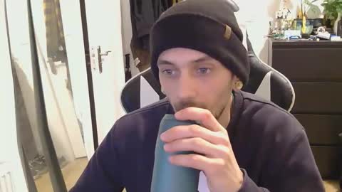 Snapshot of georgek0011 chatting on 13, 2, 2026 georgek0011 online show from 13, 2, 2026