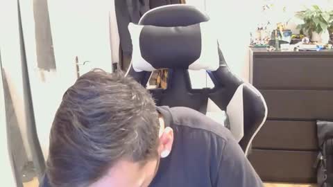 Snapshot of georgek0011 chatting on 1, 4, 2026 georgek0011 online show from 1, 4, 2026