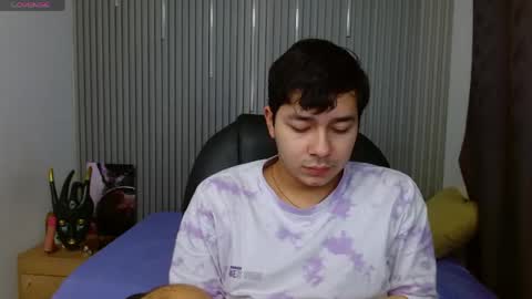 Snapshot of georgesmith_1 chatting on 26, 4, 2026 GEORGE online show from 26, 4, 2026