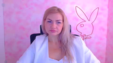 Snapshot of georgianight chatting on 20, 12, 2025 Georgia online show from 20, 12, 2025