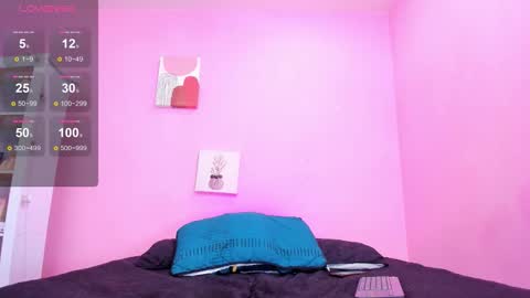 Snapshot of georgina_ferri_ chatting on 10, 10, 2025 GEORGINA FERRI online show from 10, 10, 2025