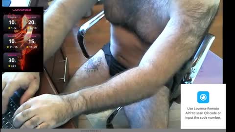 Snapshot of geronimo_431 chatting on 21, 12, 2024 Daddy Jokes online show from 21, 12, 2024