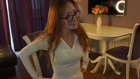 Snapshot of gertrudisshinn chatting on 10, 4, 2026 Kristy online show from 10, 4, 2026