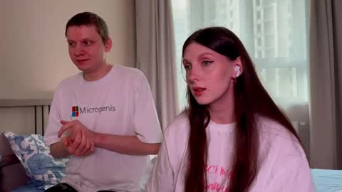 Snapshot of gethigh_ chatting on 15, 2, 2025 Liz and Mark online show from 15, 2, 2025