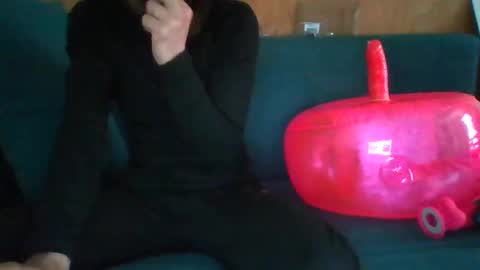 yessiyou online show from 23, 2, 2025