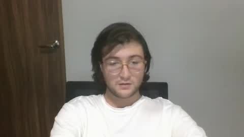 Snapshot of ghardh3 chatting on 4, 2, 2025 ghardh3 online show from 4, 2, 2025