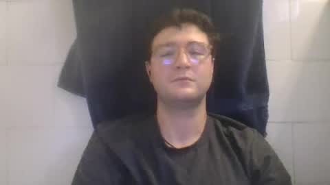 Snapshot of ghardh3 chatting on 30, 4, 2026 ghardh3 online show from 30, 4, 2026