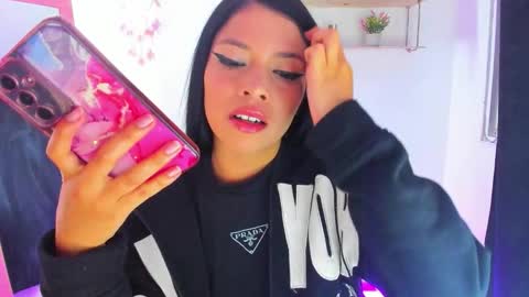 giaaaa   online show from 19, 2, 2026