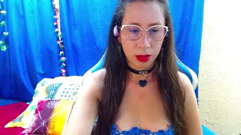 Gia  online show from 3, 4, 2026