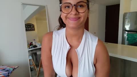 Snapshot of giablue20 chatting on 15, 4, 2026 Gianella online show from 15, 4, 2026
