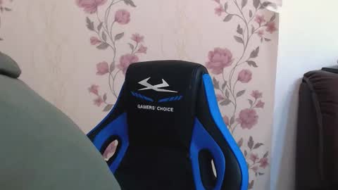 Gianni online show from 2, 3, 2026