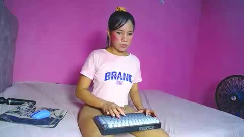 GIGI STCOTT online show from 18, 5, 2026