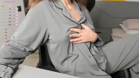 gigihadd online show from 27, 12, 2024