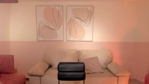 GIGI online show from 30, 12, 2024