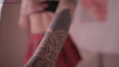 GIGI online show from 4, 2, 2025